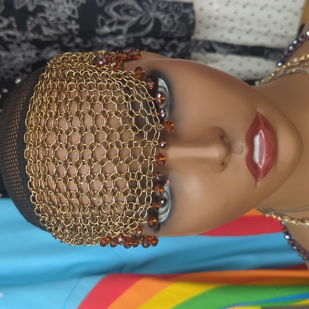 Necklace / head accessory
